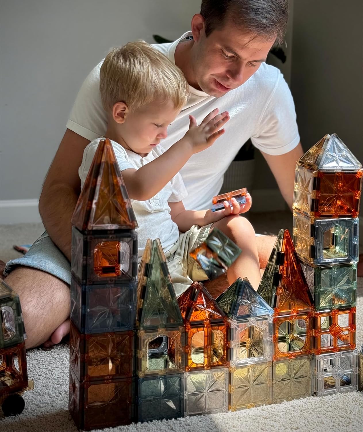 MAGNETIC TILES
