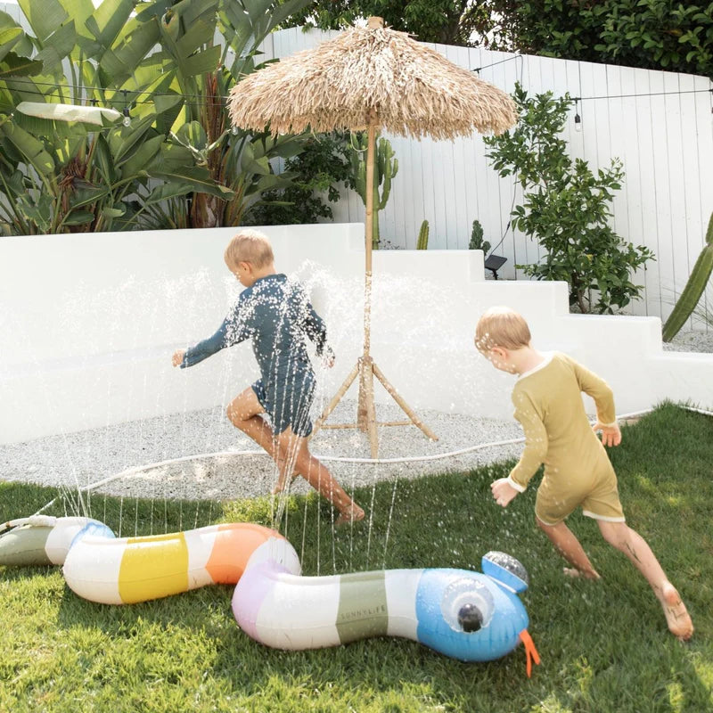 INFLATABLE SPRINKLER INTO THE WILD