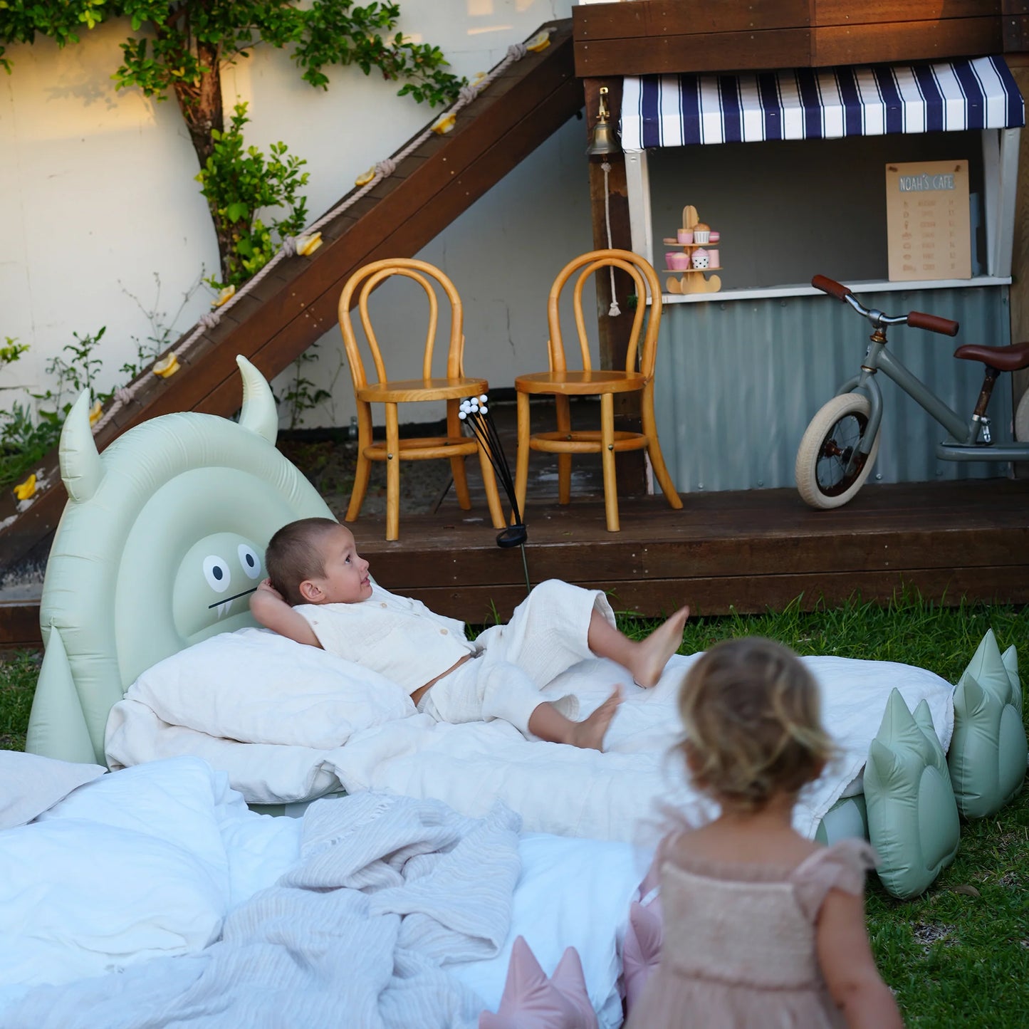 KIDS SLEEPOVER BED MONSTER SAGE