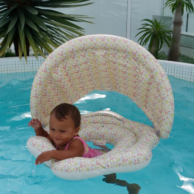 BABY FLOAT INTO THE GARDEN DITSY FLORAL